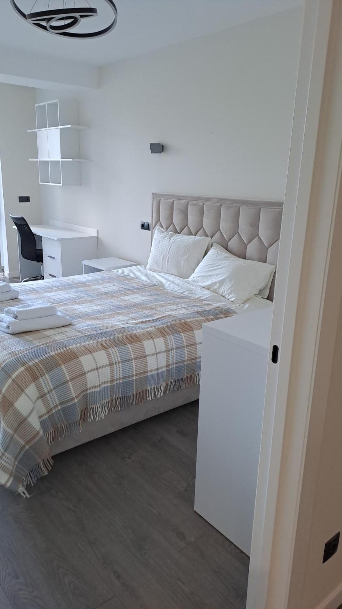 Apartmán Аэропорт-Номера 24/24 . Kišiněv Exteriér fotografie
