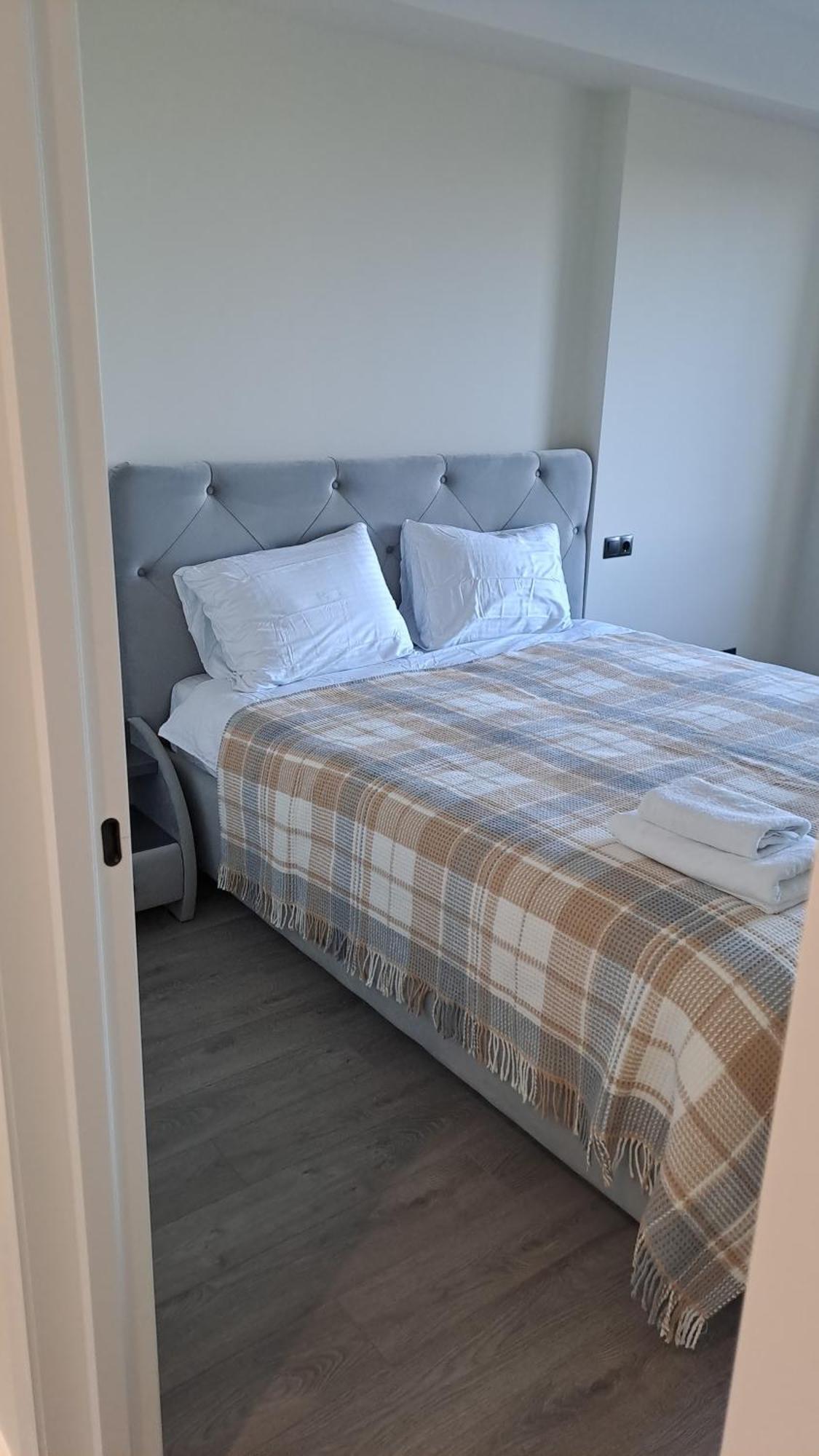 Apartmán Аэропорт-Номера 24/24 . Kišiněv Exteriér fotografie