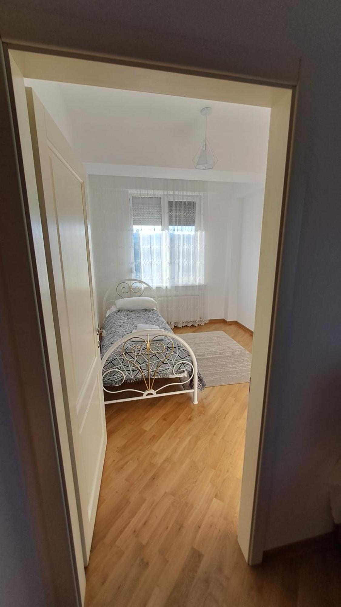 Apartmán Аэропорт-Номера 24/24 . Kišiněv Pokoj fotografie