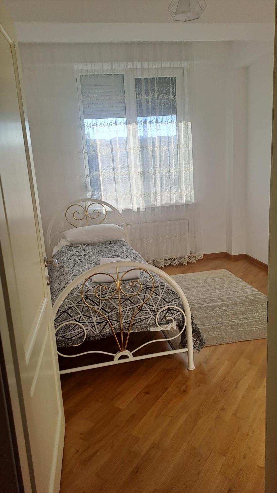 Apartmán Аэропорт-Номера 24/24 . Kišiněv Pokoj fotografie